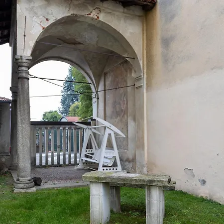 Arya's Corner By The - Parcheggio - Vista Arona