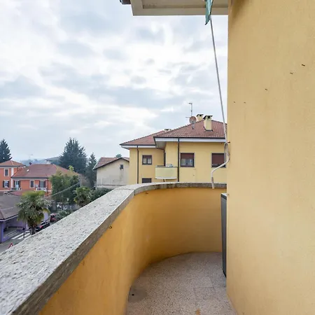 Arya's Corner By The - Parcheggio - Vista *