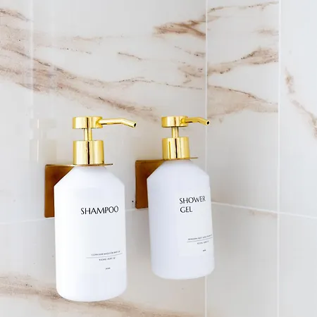 Arya's Corner By The - Parcheggio - Vista Appartement *